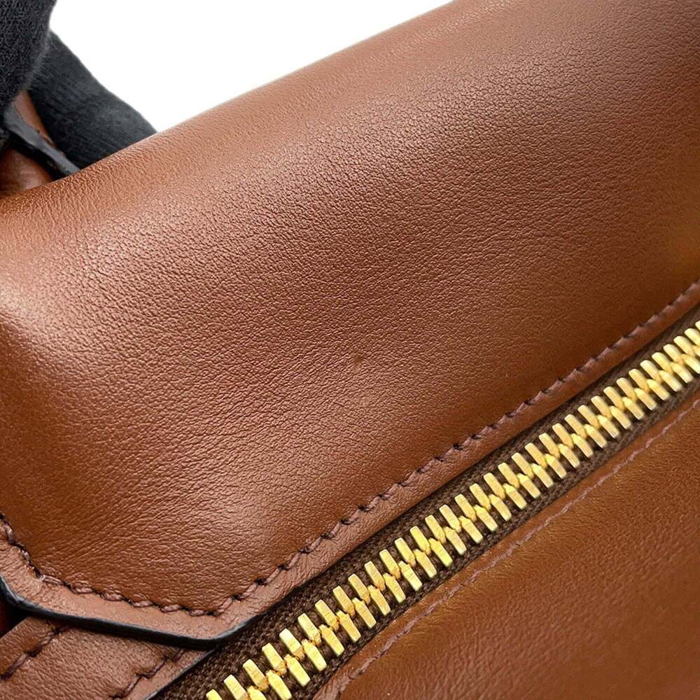 PRADA Brown Leather Shoulder Bag - Picture 8 of 16